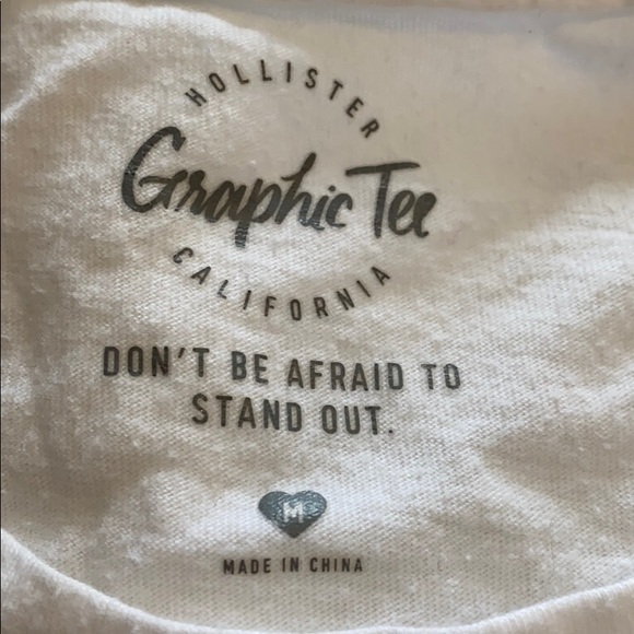 cute Hollister shirt - Picture 3 of 4
